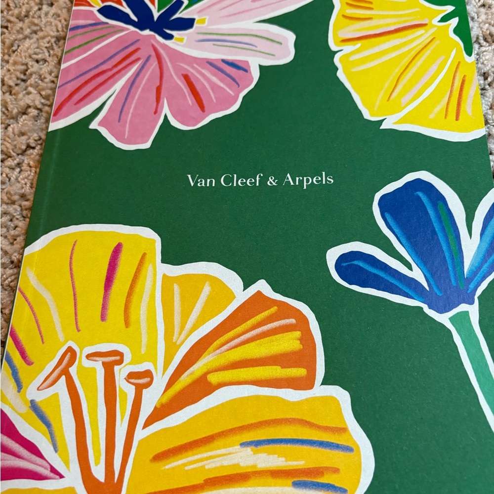 Van cleef and arpels note book and catalogue